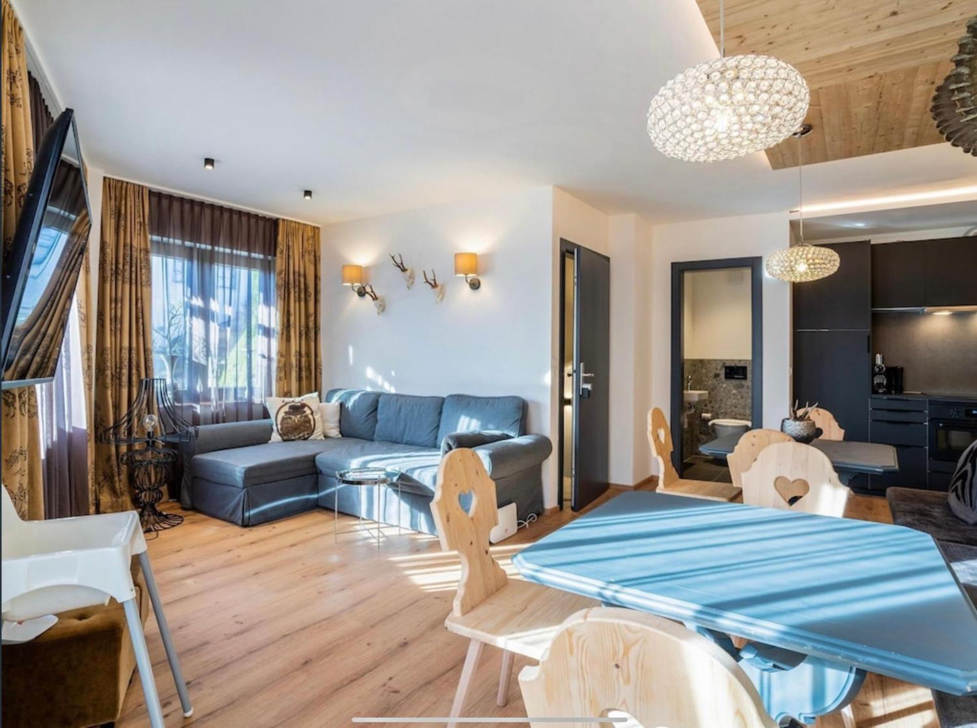 Love The Alps Apartments ライト・バイ・ゼーフェルト エクステリア 写真
