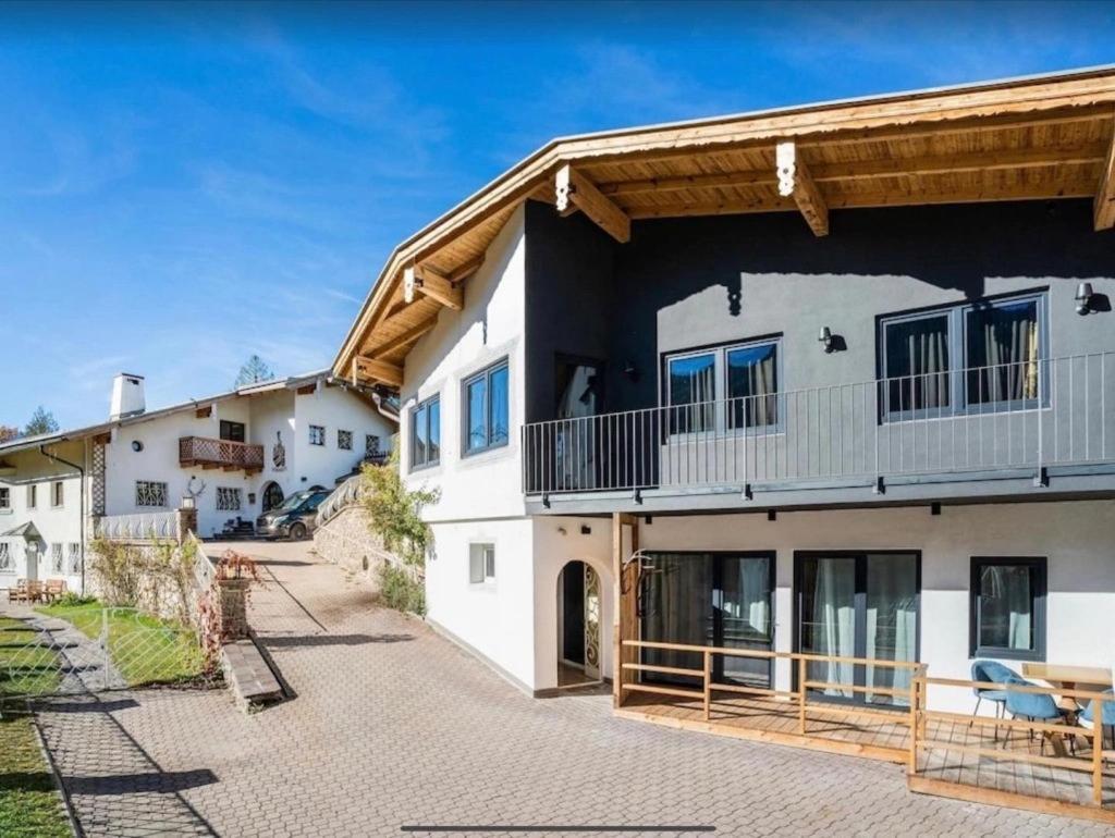 Love The Alps Apartments ライト・バイ・ゼーフェルト エクステリア 写真