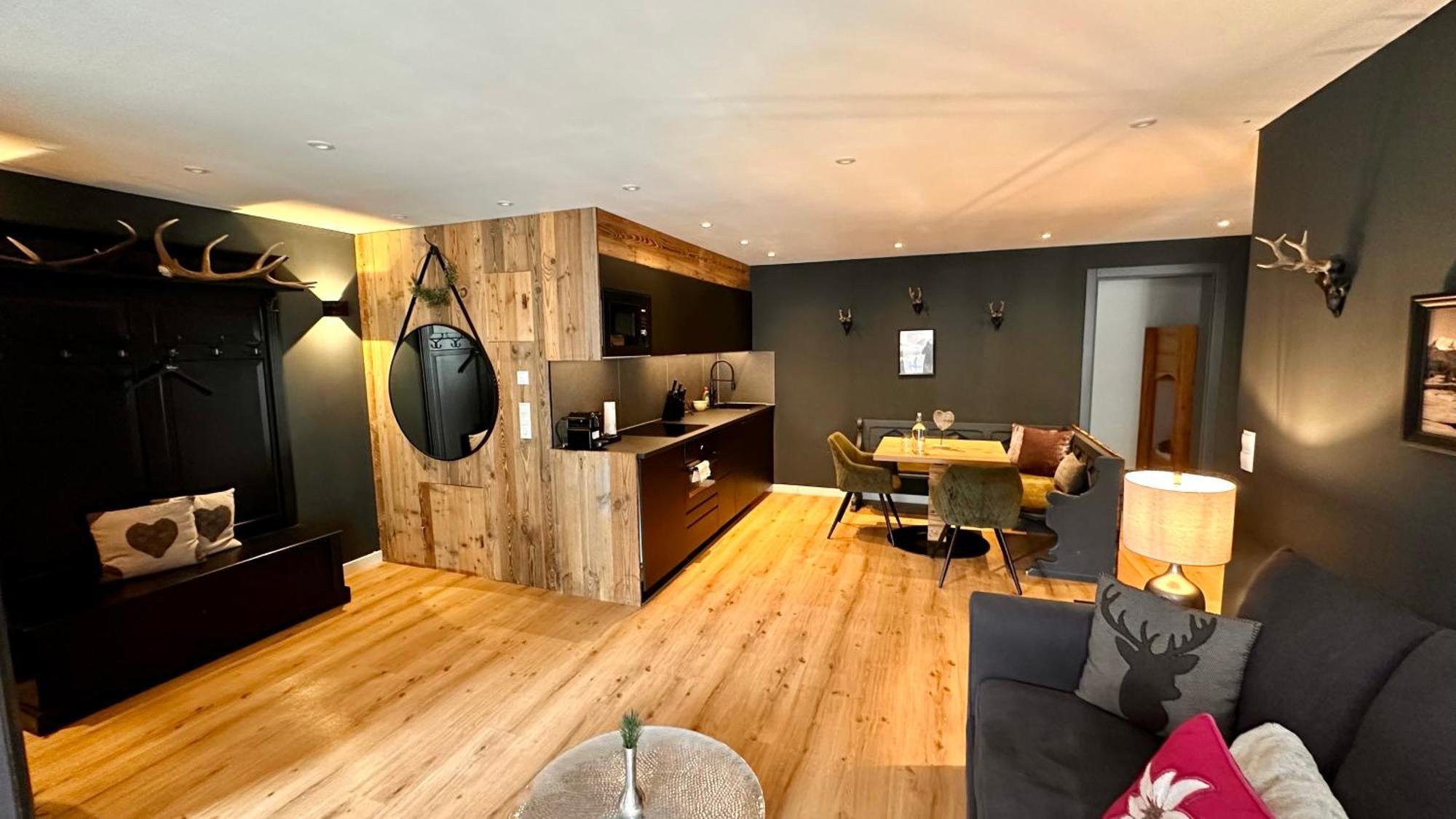 Love The Alps Apartments ライト・バイ・ゼーフェルト エクステリア 写真